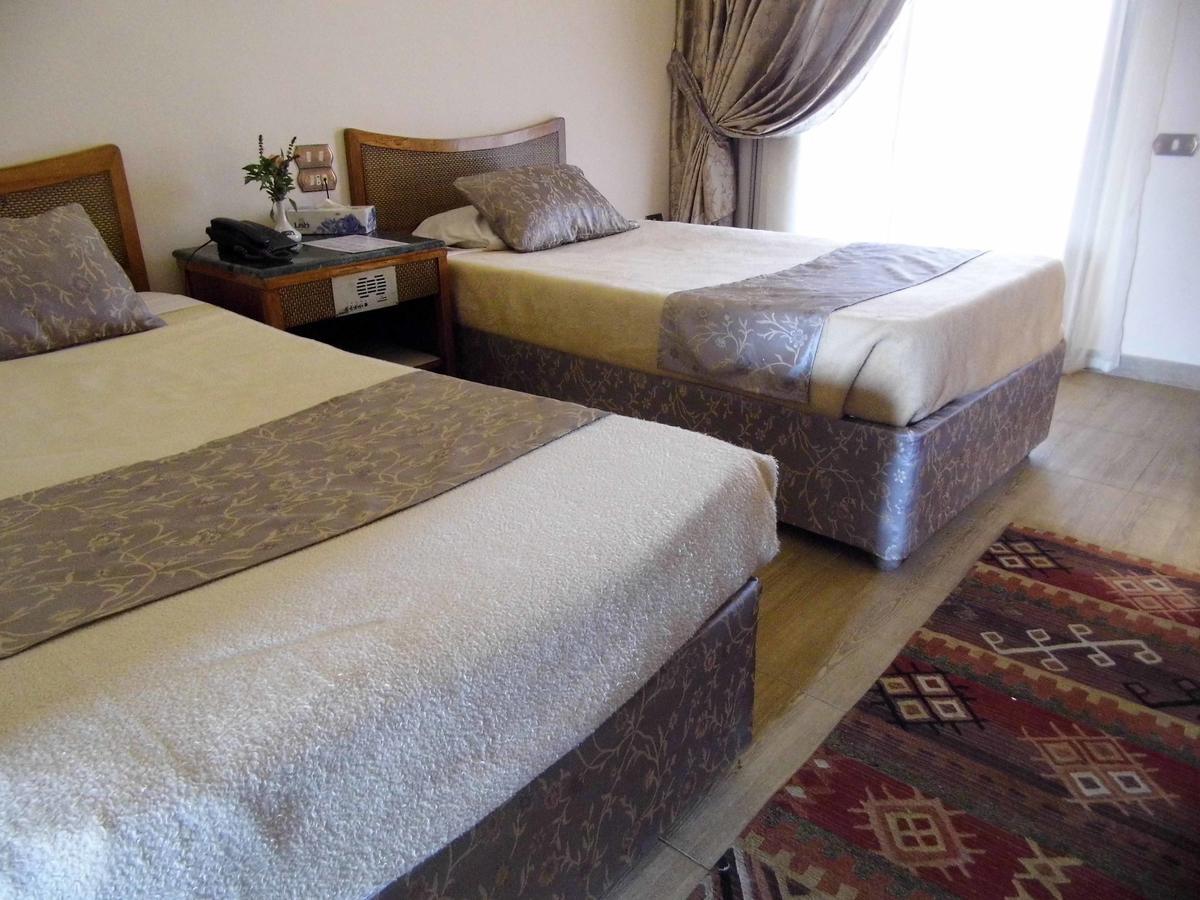 Mg Nefertiti Hotel Ель-Мінья Екстер'єр фото