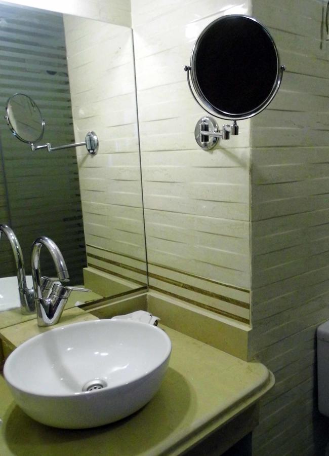 Mg Nefertiti Hotel Ель-Мінья Екстер'єр фото