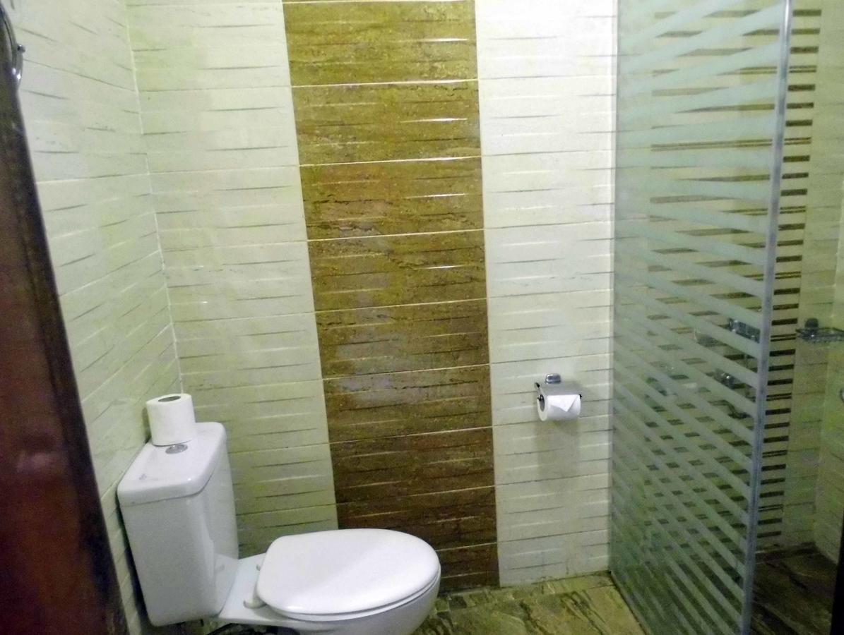 Mg Nefertiti Hotel Ель-Мінья Номер фото